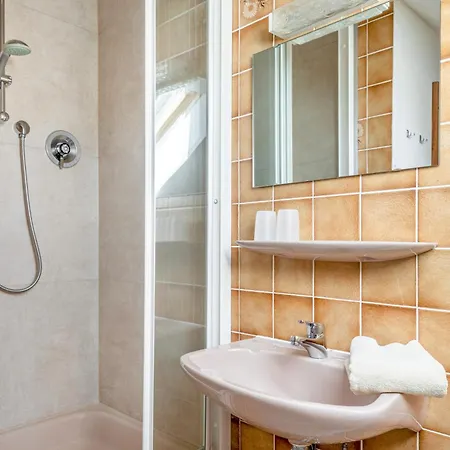 Hilfshof Апартаменты *